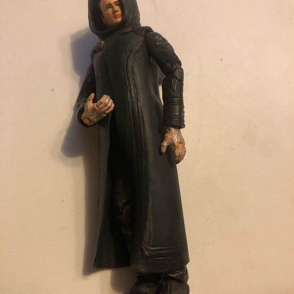 Fantastic Four 4 Movie Two-Faced Dr. Doom Action Figure button to change face - Picture 9 of 10